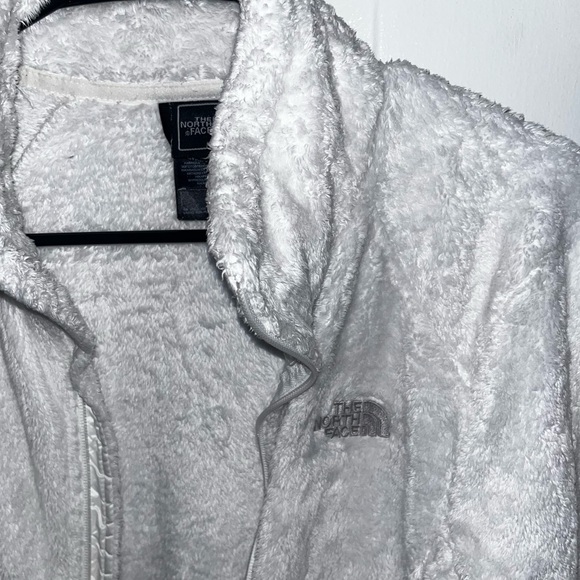 The North Face Osito white soft fleece full zip up. EUC! - Picture 2 of 4
